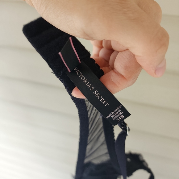 Victoria's Secret black sexy little thing sleep wear - Picture 11 of 12